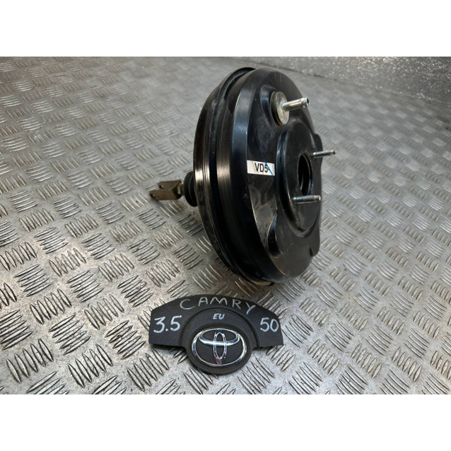 Усилитель тормозов вакуумный Toyota Camry 50 (2011-2014) 4461033880