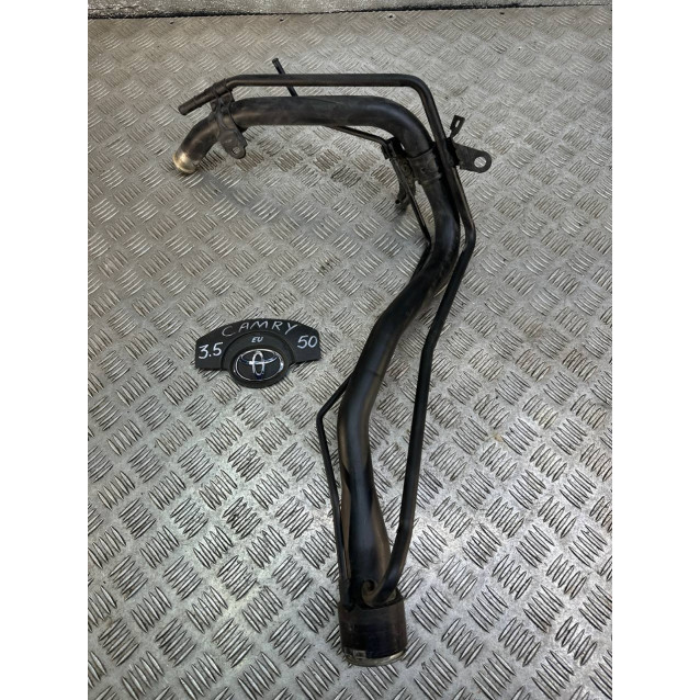Горловина бензобака Toyota Camry 50 (2011-2014) 3,5 АКПП 7720133281