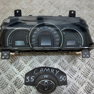 Щиток приборов Toyota Camry 50 (2011-2014) 3,5 АКПП 8380033L90