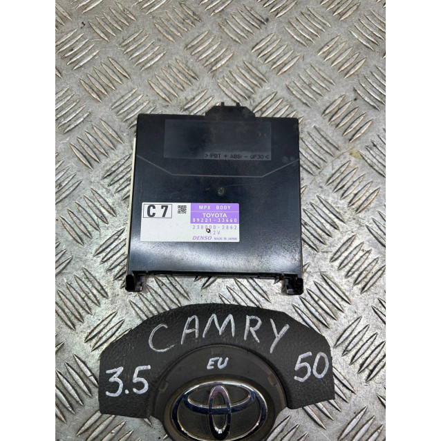 Блок комфорта Toyota Camry 50 (2011-2014) 8922133660