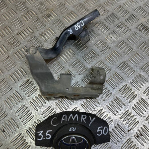 Петля капота Toyota Camry 50 (2011-2014) 5341033240 правая