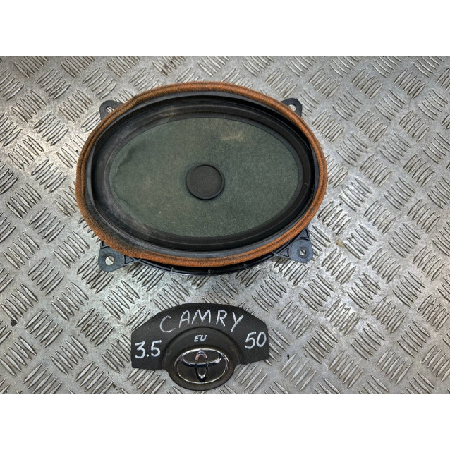 Динамик передней двери Toyota Camry 50 (2011-2014) 861600WU60
