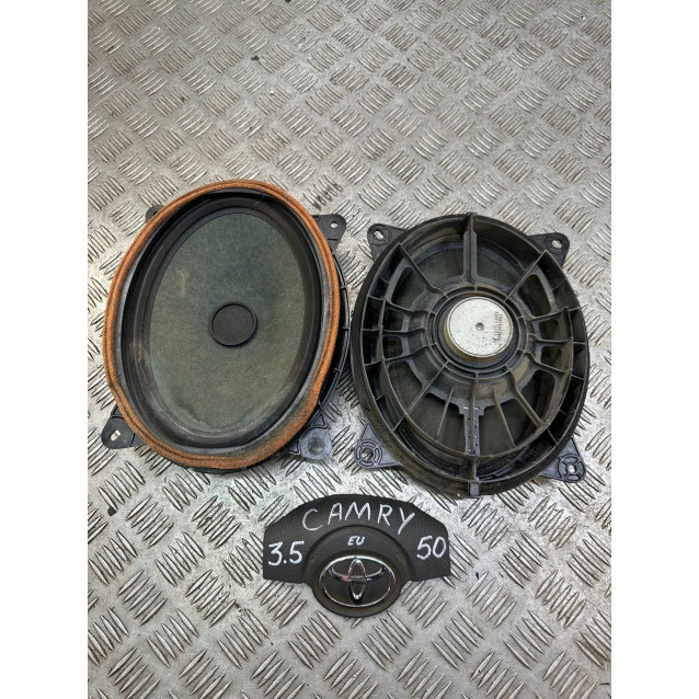 Динамик передней двери Toyota Camry 50 (2011-2014) 861600WU60