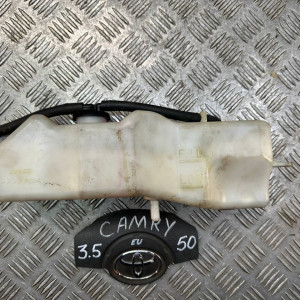 Бачок розширювальний Toyota Camry 50 (2011-2014) 1647036010