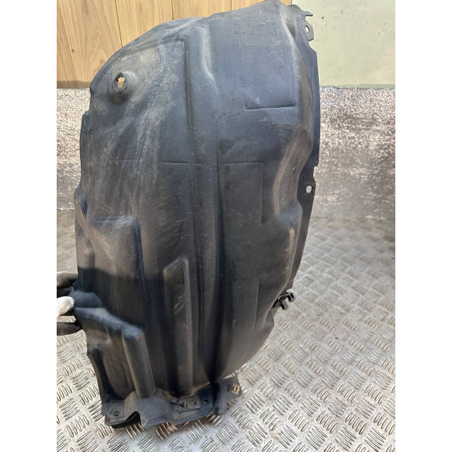Подкрылок передний левый Toyota Camry 55 (2015-2018) 5387606200 *дефект крепления