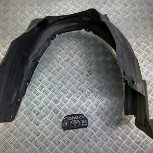 Подкрылок передний левый Toyota Camry 55 (2015-2018) 5387606200 *дефект крепления