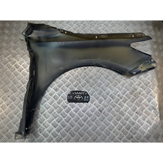 Крыло переднее левое Toyota Camry 55 (2015-2018) 5381206210 *дефект