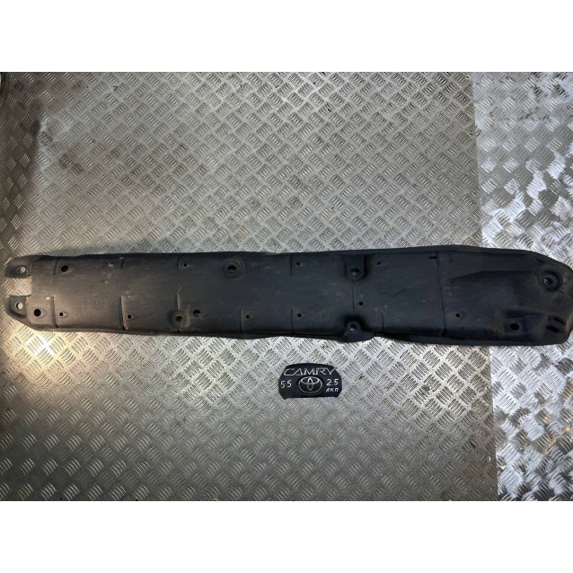 Защита днища левая передняя Toyota Camry 55 (15-18) 5816806010