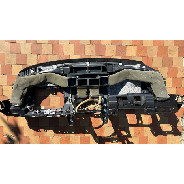 Торпедо Toyota Camry 55 (2015-2018) 5530106210C0