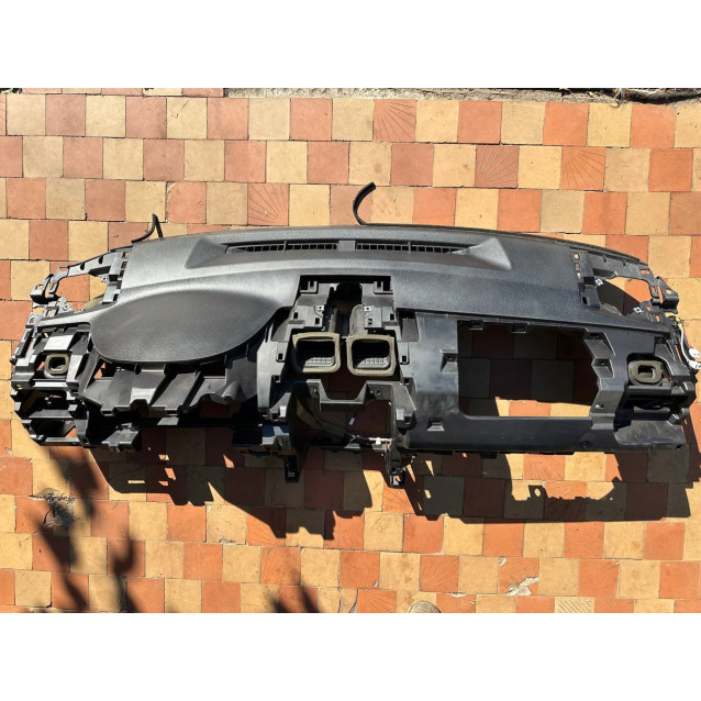 Торпедо Toyota Camry 55 (2015-2018) 5530106210C0