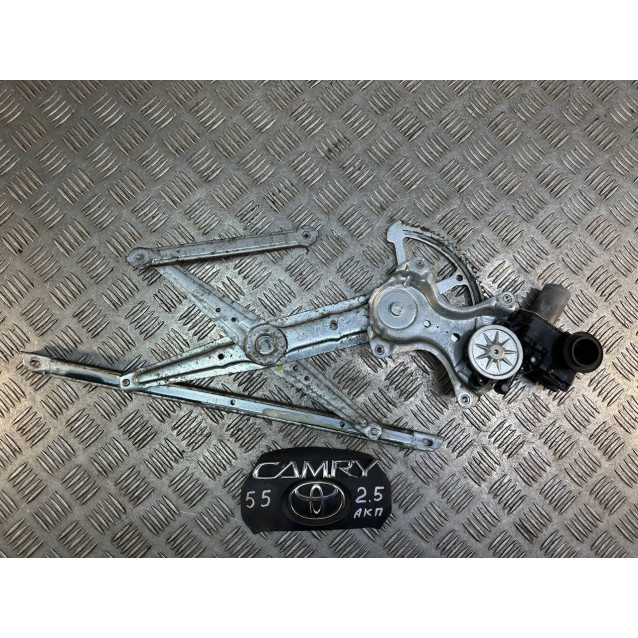 Стеклоподъемник передний левый Toyota Camry 55 (2015-2018) 6980206080 8572006281 * в сборе