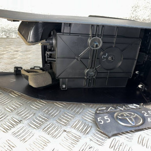 Подлокотник с крышкой Toyota Camry 55 (2015-2018) 5891006180C0 5892006021C1