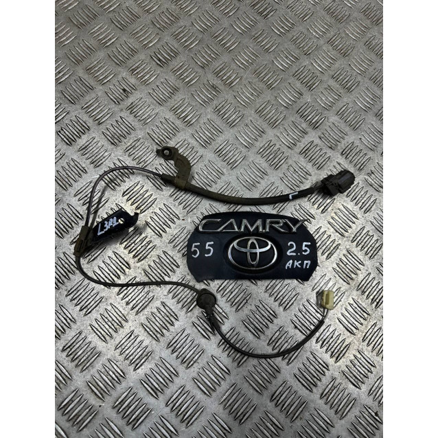 Провод датчика ABS Toyota Camry 55 (2015-2018) задній лівий 8951606160