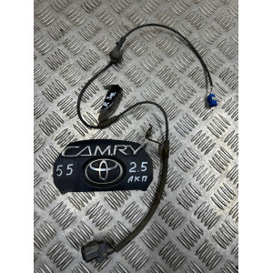 Провод датчика ABS Toyota Camry 55 (2015-2018) задній правий 8951606150