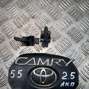 Форсунка омывателя стекла лобового Toyota Camry 55 (2015-2018) 8538133080