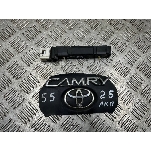 Антена центрального замка Toyota Camry 55 (2015-2018) 899A006030