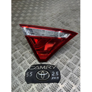 Фонарь левый внутренний Toyota Camry 55 (2015-2018) 8159006410