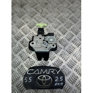 Замок крышки багажника Toyota Camry 55 (2015-2018) 6460006041