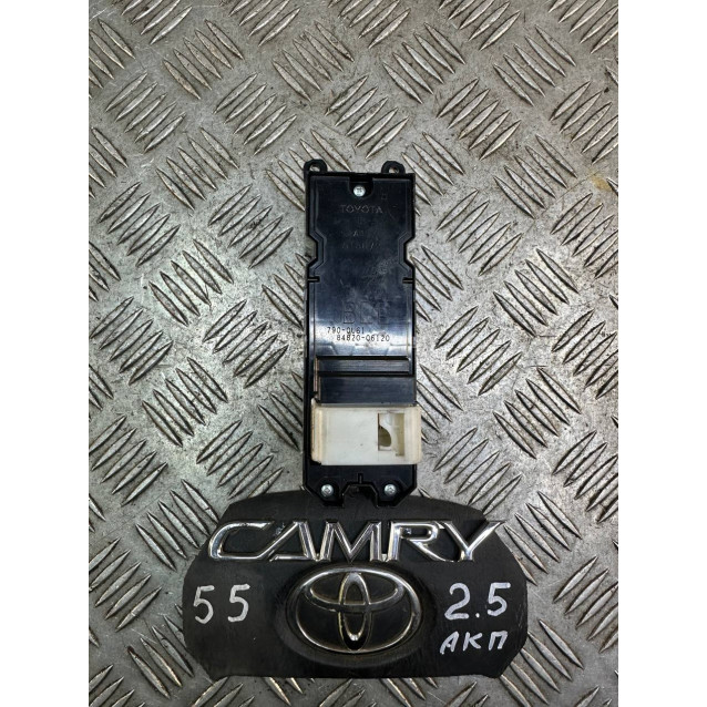 Блок управления стеклоподъемником Toyota Camry 55 (2015-2018) 8482006120 