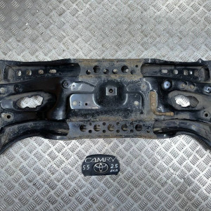 Балка задней подвески Toyota Camry 55 (2015-2018) 5120606091