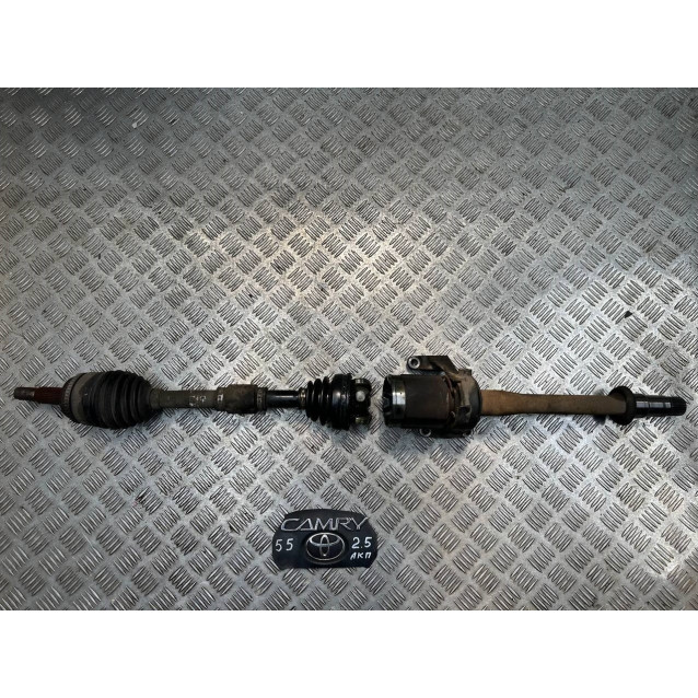 Полуось привод передний правый Toyota Camry 55 (2015-2018) 2,5 АКПП 4341006731 *дефект нет одного ролика