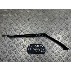 Держатель дворника левый Toyota Camry 55 (2015-2018) 8522106110