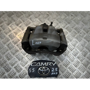 Супорт передній лівий Toyota Camry 55 (2015-2018) 4775007071
