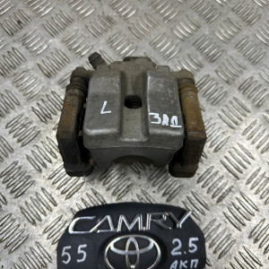 Супорт задній лівий Toyota Camry 55 (2015-2018) 4785006110