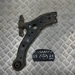 Рычаг передний левый Toyota Camry 55 (2015-2018) 4806907040