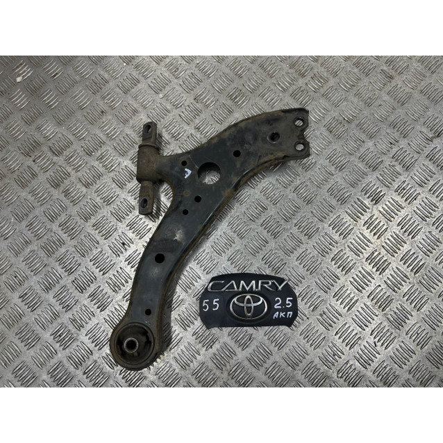 Рычаг передний левый Toyota Camry 55 (2015-2018) 4806907040