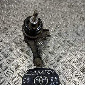 Подушка двигателя левая Toyota Camry 55 (2015-2018) 123720V020