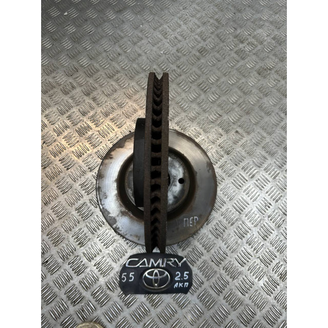 Диск тормозной передний Toyota Camry 55 (2015-2018) 2,5 АКПП 4351206150