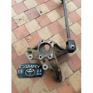 Цапфа задня права Toyota Camry 55 (2015-2018) 4230406140