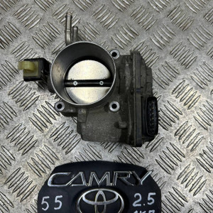 Дроссельная заслонка Toyota Camry 55 (2015-2018) 2,5 АКПП 220300V010