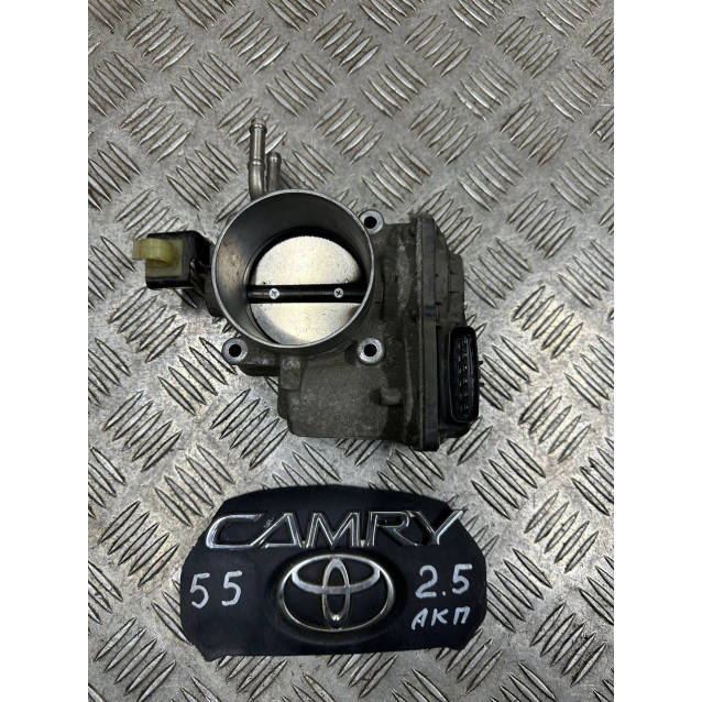 Дроссельная заслонка Toyota Camry 55 (2015-2018) 2,5 АКПП 220300V010