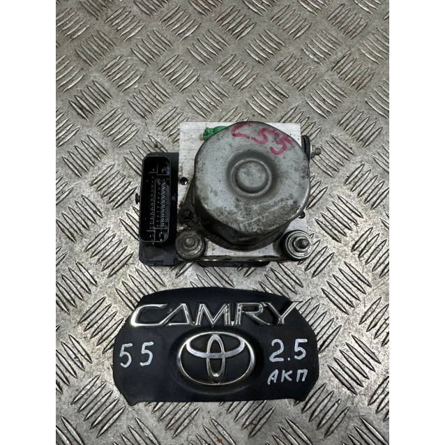 Блок ABS Toyota Camry 55 (2015-2018) 2,5 АКПП 4405006240