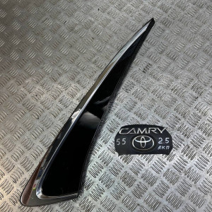 Накладка заглушка крыла заднего правого Toyota Camry 55 (2015-2018) 7505506010