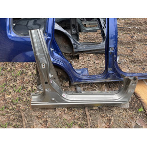 Порог правый со стойкой А и В Honda Civic 4D (FD) 2006-2011