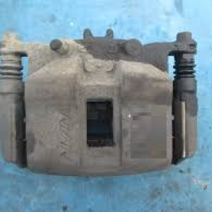 Супорт передній правий Honda Civic 4D (FD) (2006-2011) 45018SNB000