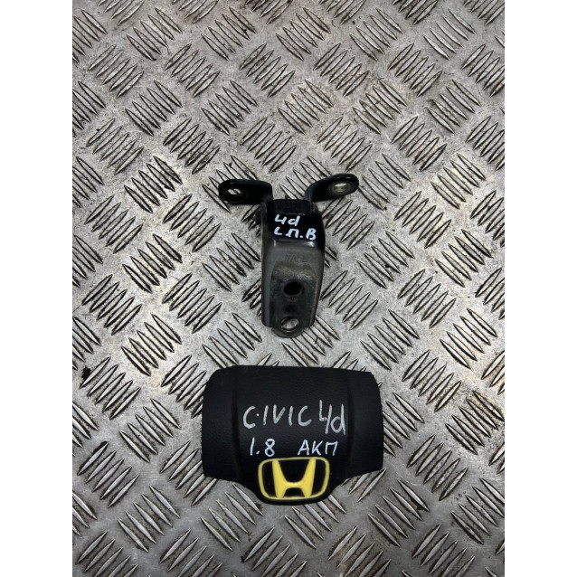 Петля двери передней левой низ Honda Civic 4D (FD) (2006-2011) 67460S3N003ZZ