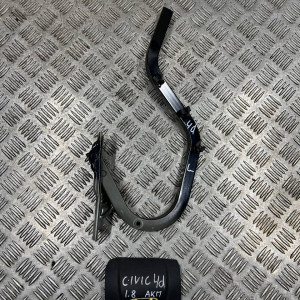 Петля багажника Honda Civic 4D (FD) (2006-2011) левая 68660SNA000ZZ