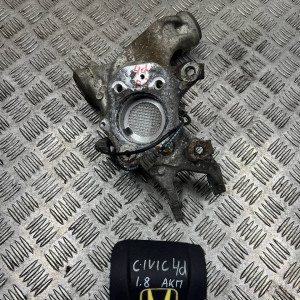 Цапфа задняя правая Honda Civic 4D (FD) 2006-2011 52210SNAA50