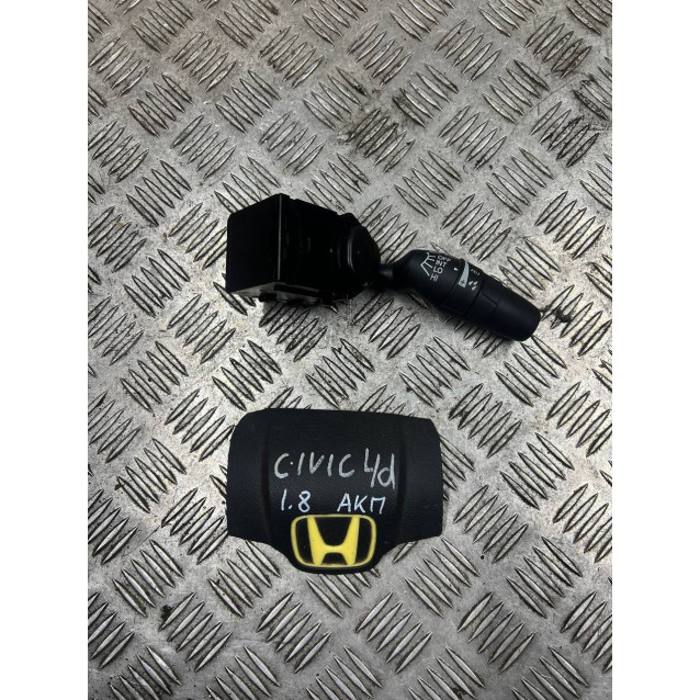 Переключатель подрулевой правый Honda Civic 4D (FD) (2006-2011) 35256TA0A12