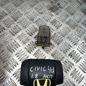 Кнопка одиночная стеклоподъемника Honda Civic 4D (FD) (2006-2011) 35760SNAJ52ZA