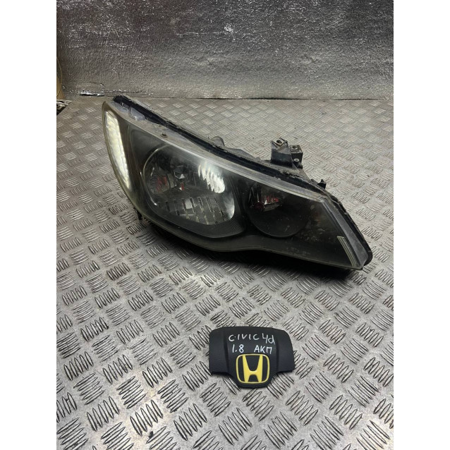 Фара правая Honda Civic 4D (FD) (2006-2011) 33101SNBG03
