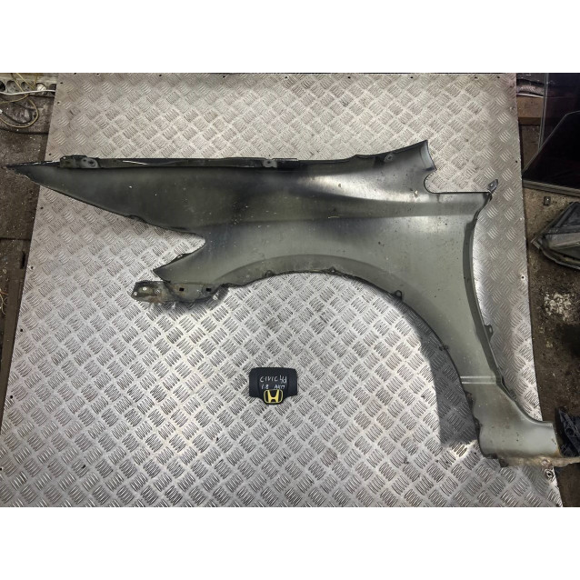 Крыло переднее правое Honda Civic 4D (FD) 2006-2011 60211SNBJ00ZZ