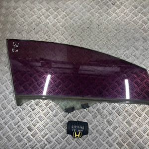 Стекло двери переднее правое Honda Civic 4D (FD) (2006-2011) 73300SNBE01 73300SNBE02