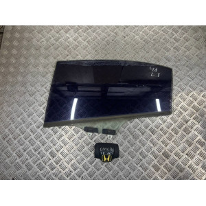 Стекло двери заднее левое Honda Civic 4D (FD) (2006-201) 73450SNAA00