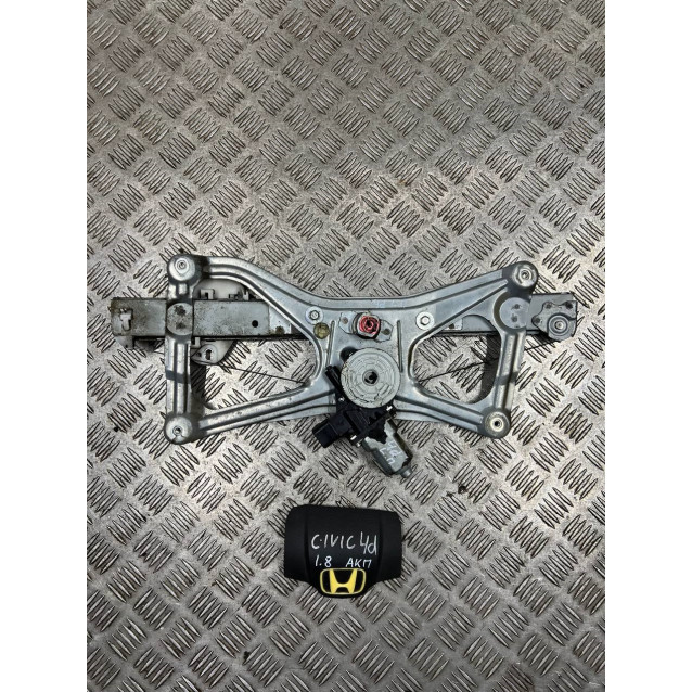 Моторчик стеклоподъемника передний левый Honda Civic 4D (FD) 72250SNAA02