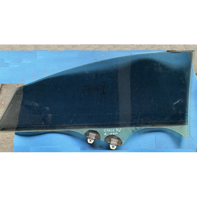 Стекло двери переднее правое Honda Civic 4D (FD) (2006-2011) 73300SNBE01 73300SNBE02